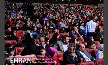 جشن ویژه شب یلدا در برج میلاد  2