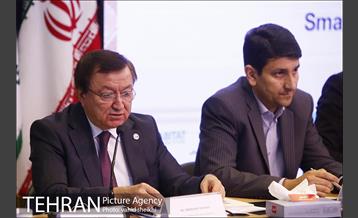 نشست کمیته شهرهای هوشمند در چهارمین جایزه جهانی خشت طلایی 21