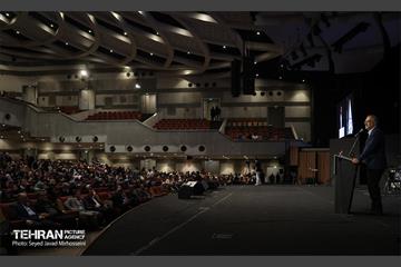 آیین گرامیداشت مقام شامخ معلم و تجلیل از معلمان نمونه منطقه ۱۷  25