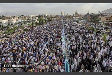 نماز عید سعید فطر در حرم حضرت عبدالعظیم حسنی (ع) 13