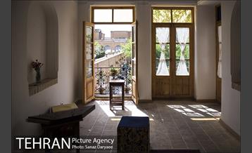 عمارت دبیرالملک 5