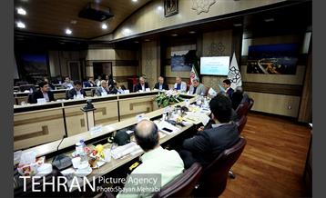 بیست و سومین جلسه شوراى معاونین، مشاورین و شهرداران مناطق ٢٢ گانه شهردارى تهران 38