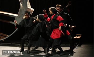 نمایش بووگی ووگی برادوی‎ 11