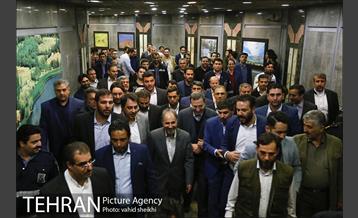 بهره برداری از 28 واگن جدید و 16 واگن اورهال 27