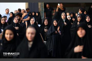 اهتزاز پرچم حرم سیدالشهدا(ع) بر فراز گنبد حرم عبدالعظیم حسنی(ع) 29