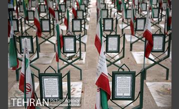 اولین پنجشنبه سال 1400 در بهشت زهرا(س) 3