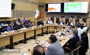 حضور مدیرکل سرمایه انسانی شهرداری تهران در ستاد مدیریت بحران شهرداری تهران 19