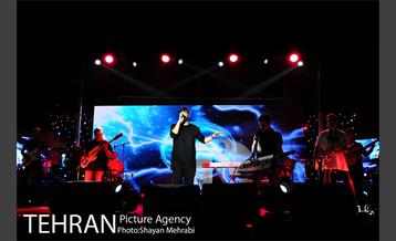 کنسرت مهدی جهانی در بوستان نهج البلاغه 12