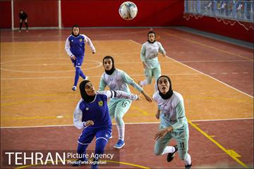 دیدار فوتسال زنان سایپا و نفت آبادان 13