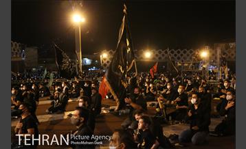 آیین عزاداری در میدان امام حسین (ع) 22