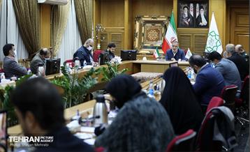 نشست بررسی آسیب‌های اجتماعی با حضور شهردار تهران 7
