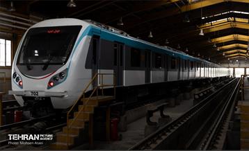 رونمایی از قطار ملی 15