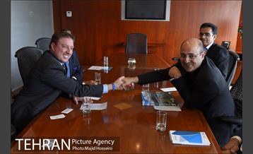 دیدار دکتر گیل آبادی با ادواردو حسین معاون شهردار کیتو پایتخت اکوادور 4