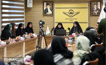 نشست هم‌اندیشی بانوان تاکسیران سرپرست خانوار 28