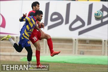 دیدار دوستانه تیم های فوتبال پرسپولیس و پارس جنوبی جم