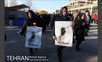 بدرود قهرمانان شهر-1 1