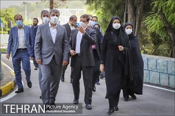 بازدید معاون هماهنگی امور مناطق از منطقه 7
