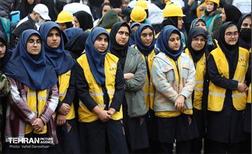 مانور گروه‌های مردمی دوام در منطقه 17 تهران 24