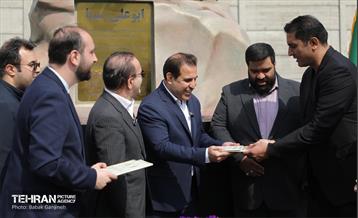 رونمایی از تندیس ابوعلی سینا 11