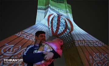 جشن نور پیروزی تیم ملی در میدان آزادی  15