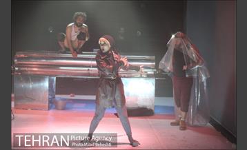 نمایش موی سیاه خرس زخمی 11