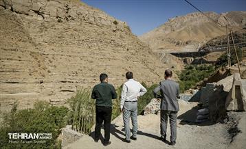 بازدید مدیر کل حریم شهرداری تهران از منطقه 5