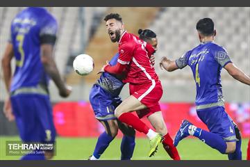 دیدار تیم های فوتبال پرسپولیس و گل گهر سیرجان 22