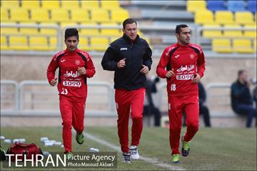 دیدار دوستانه تیم های فوتبال پرسپولیس و پارس جنوبی جم