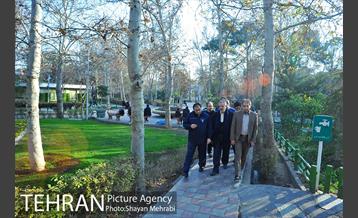 بازدید احمد مسجد جامعی از مراکز مرتبط با زلزله تهران 61