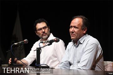 نقد و بررسی فیلم آشوب در فرهنگسرای ارسباران‎ 9