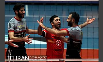 دیدار تیم های والیبال بانک سرمایه و کاله