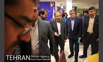 تجلیل از خانواده شهدای آتش‌نشان حادثه پلاسکو با حضور شهردار تهران 2