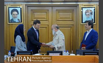 دیدار شهردار بلگراد با ریاست شورای شهر تهران 21