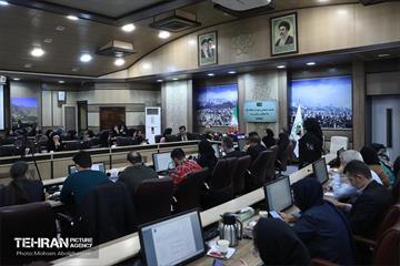 نشست خبری شهردار منطقه یک 6