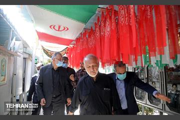 نواخته شدن زنگ دانش آموز شهید در قطعه شهدای گمنام 27