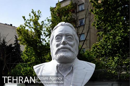 نامگذاری خیابان و رونمایی از سردیس جمشید مشایخی با حضور شهردار تهران 21