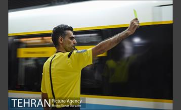 پرفورمنس داوران فوتبال در ایستگاه هفت تیر 30