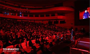 کنسرت رضا صادقی برای کودکان کار 6