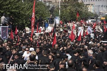 تشییع پیکر مطهر شهید محسن حججی 29