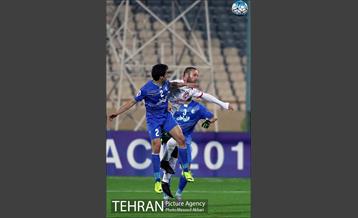 دیدار تیم های فوتبال استقلال و لوکوموتیو تاشکند