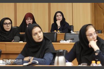 هفتمین جلسه هم اندیشی  سرمایه گذاری و مشارکت در پروژه های کلان شهری 17