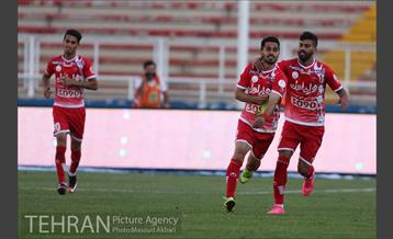 دیدار گسترش فولاد و پرسپولیس در لیگ برتر فوتبال 19