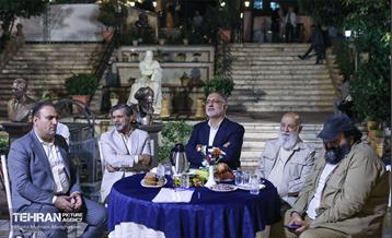 نشست شهردار تهران با اهالی شعر و ادب 32