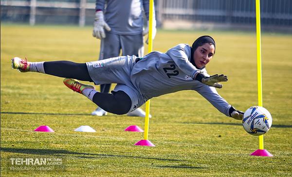 تمرین تیم ملی فوتبال زنان 26