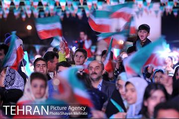 جشن بزرگ روز جمهوری اسلامی در منطقه گردشگری عباس آباد 3
