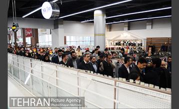 بازدید شهردار تهران از شهروند بیهقی 25