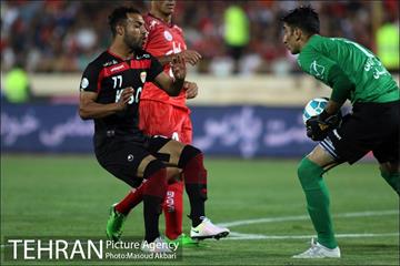 دیدار پرسپولیس و فولاد خوزستان در لیگ برتر فوتبال 18
