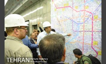 بازدید شهردار تهران از پایانه خط 6 مترو تهران -2 5