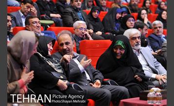 نشست دکتر نجفی شهردار محترم تهران با اهالی فرهنگ، هنر و رسانه