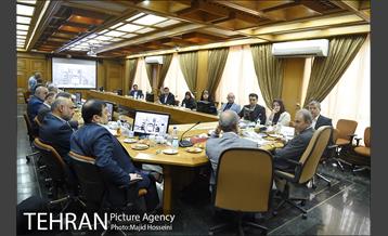 جلسه شهردار تهران با دکتر ربیعی، وزیر تعاون و رفاه اجتماعی 7